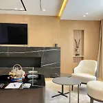 Luxury View Duplex With Indoor Fireplace *