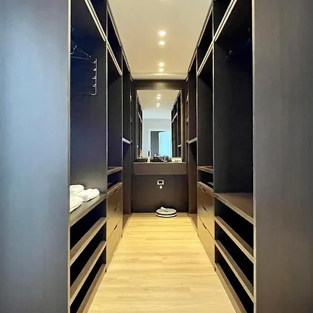 Luxury View Duplex With Indoor Fireplace