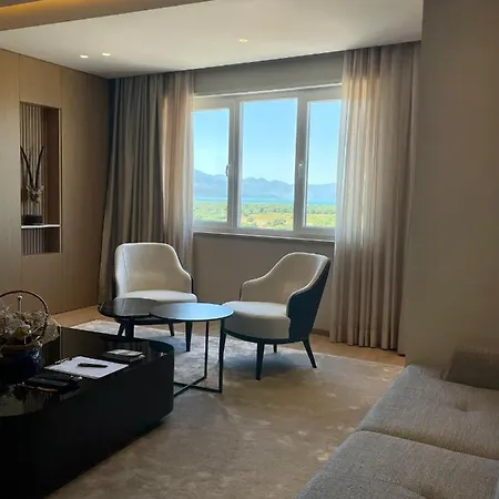 Luxury View Duplex With Indoor Fireplace