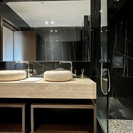 Apartamento Luxury Lake View Duplex With Indoor Fireplace